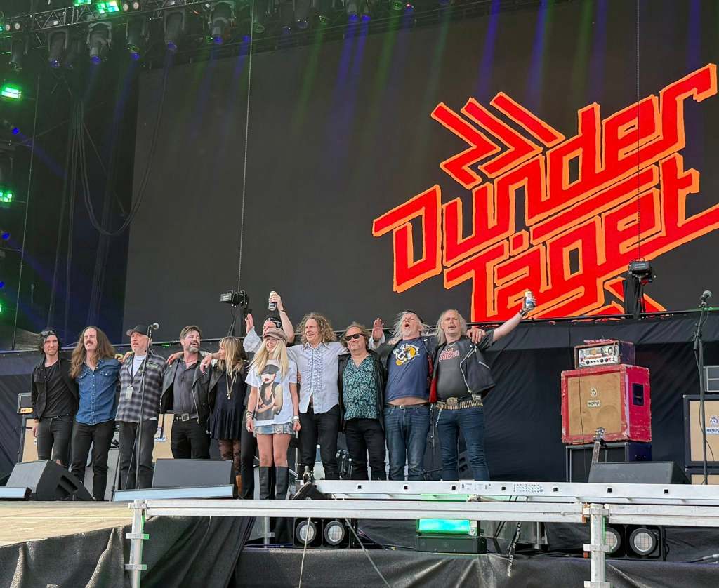 Dundertåget med vänner på Sweden Rock&nbsp;2026
